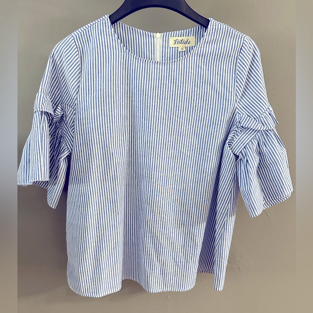 LISTICLE LADIES TOP